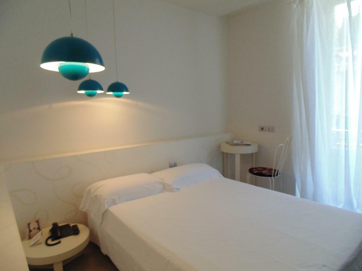Single Room with Balcony,1656181889:JPEG